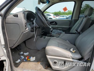 Zdjęcie 7 z 13 samochodu: 2005 CHEVROLET TRAILBLAZER LS VIN:1GNDT13S352274016 - miniatura