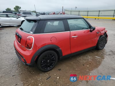 Trzecie zdjęcie samochodu z tyłu: 2023 MINI COOPER VIN:WMW33DH05P2T20930 - miniatura