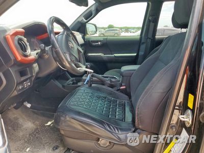 Zdjęcie 7 z 14 samochodu: 2017 TOYOTA TACOMA DOUBLE CAB VIN:5TFCZ5AN1HX071365 - miniatura