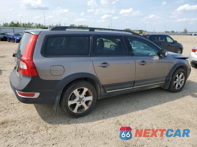 Trzecie zdjęcie samochodu z tyłu: 2011 VOLVO XC70 3.2 VIN:YV4952BZ2B1108095 - miniatura