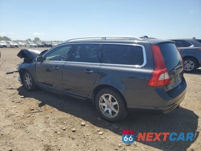 Drugie zdjęcie samochodu z przodu: 2010 VOLVO V70 3.2 VIN:YV1960BW9A1146359 - miniatura