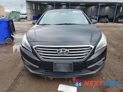 Piąte zdjęcie samochodu w środku: 2015 HYUNDAI SONATA SE VIN:5NPE24AF9FH020446 - miniatura