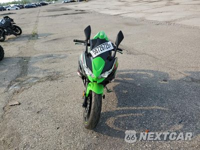 Drugie zdjęcie samochodu z przodu: 2022 KAWASAKI EX650 N VIN:ML5EXEN18NDA76305 - miniatura