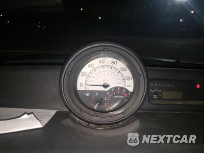 Zdjęcie 9 z 12 samochodu: 2005 TOYOTA SCION XB VIN:JTLKT324754029792 - miniatura