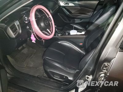 Zdjęcie 7 z 12 samochodu: 2018 MAZDA 3 TOURING VIN:3MZBN1V3XJM216470 - miniatura