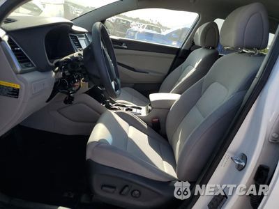 Zdjęcie 7 z 13 samochodu: 2017 HYUNDAI TUCSON LIMITED VIN:KM8J33A42HU450327 - miniatura