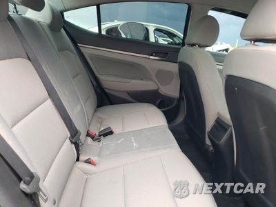 Zdjęcie 10 z 15 samochodu: 2018 HYUNDAI ELANTRA SEL VIN:5NPD84LF8JH260183 - miniatura