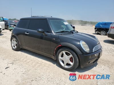 Czwarte zdjęcie samochodu z boku: 2003 MINI COOPER VIN:WMWRC33483TC46943 - miniatura
