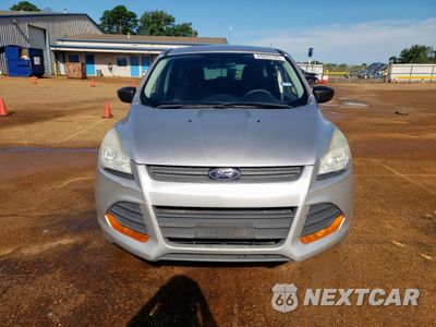 Piąte zdjęcie samochodu w środku: 2016 FORD ESCAPE S VIN:1FMCU0F75GUC57479 - miniatura