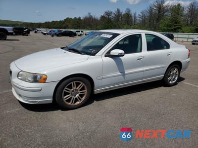 2008 VOLVO S60 2.5T YV1RH592282677739 - główne zdjęcie licytacji z USA - miniatura