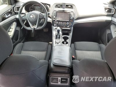 Zdjęcie 8 z 12 samochodu: 2017 NISSAN MAXIMA 3.5S VIN:1N4AA6AP4HC371923 - miniatura