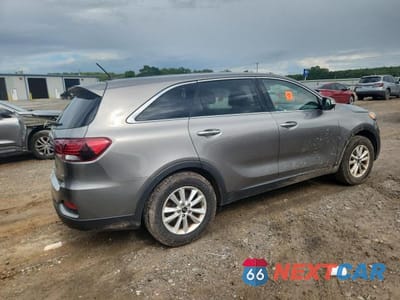 Trzecie zdjęcie samochodu z tyłu: 2019 KIA SORENTO L VIN:5XYPG4A34KG509709 - miniatura