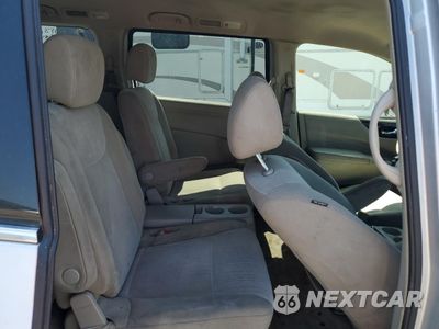 Zdjęcie 11 z 14 samochodu: 2016 NISSAN QUEST S VIN:JN8AE2KP0G9155587 - miniatura