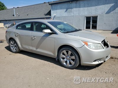 Czwarte zdjęcie samochodu z boku: 2013 BUICK LACROSSE VIN:1G4GC5E31DF316138 - miniatura