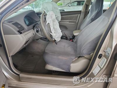 Zdjęcie 7 z 12 samochodu: 2003 TOYOTA CAMRY LE VIN:JTDBE32K630181359 - miniatura