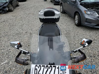 Piąte zdjęcie samochodu w środku: 2011 SUZUKI AN400 A VIN:JS1CK44B4B2100100 - miniatura