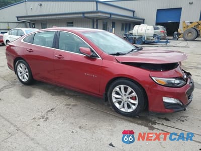 Czwarte zdjęcie samochodu z boku: 2019 CHEVROLET MALIBU LT VIN:1G1ZD5STXKF222716 - miniatura