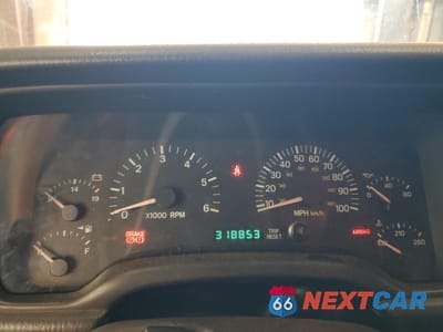 Zdjęcie 9 z 15 samochodu: 2000 JEEP CHEROKEE SPORT VIN:1J4FF48S9YL226838 - miniatura
