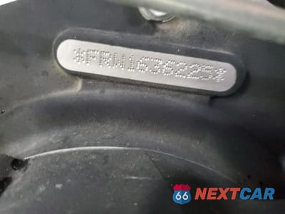 Zdjęcie 9 z 10 samochodu: 2001 HARLEY-DAVIDSON FLHRCI VIN:1HD1FRW111Y636225 - miniatura