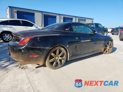 Trzecie zdjęcie samochodu z tyłu: 2002 LEXUS SC 430 VIN:JTHFN48Y820008331 - miniatura