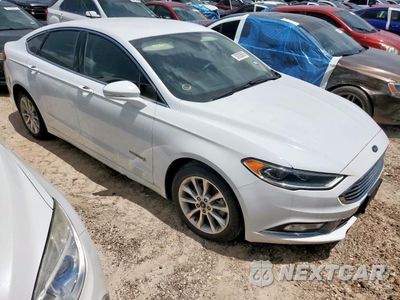 Czwarte zdjęcie samochodu z boku: 2017 FORD FUSION SE HYBRID VIN:3FA6P0LU1HR408979 - miniatura
