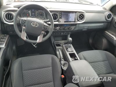 Zdjęcie 8 z 14 samochodu: 2023 TOYOTA TACOMA DOUBLE CAB VIN:3TMCZ5AN3PM597484 - miniatura