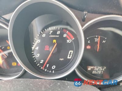 Zdjęcie 9 z 12 samochodu: 2004 MAZDA RX8 VIN:JM1FE173440108838 - miniatura