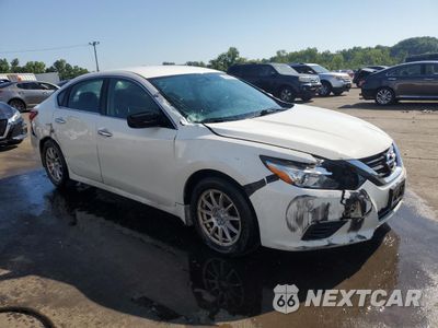 Czwarte zdjęcie samochodu z boku: 2017 NISSAN ALTIMA 2.5 VIN:1N4AL3AP6HC273288 - miniatura