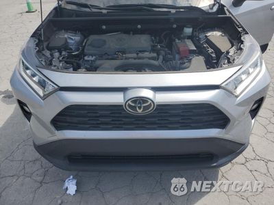 Zdjęcie 11 z 12 samochodu: 2019 TOYOTA RAV4 XLE PREMIUM VIN:JTMA1RFV4KD506225 - miniatura