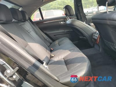Zdjęcie 10 z 14 samochodu: 2007 MERCEDES-BENZ S 550 4MATIC VIN:WDDNG86X67A118472 - miniatura