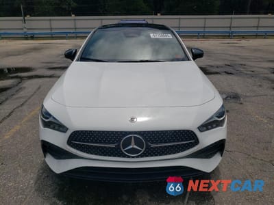 Piąte zdjęcie samochodu w środku: 2024 MERCEDES-BENZ CLA 250 VIN:W1K5J4GB8RN467982 - miniatura
