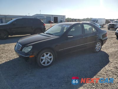 2004 MERCEDES-BENZ C 240 WDBRF61J14E017123 - główne zdjęcie licytacji z USA - miniatura