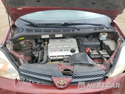 Zdjęcie 12 z 15 samochodu: 2004 TOYOTA SIENNA CE VIN:5TDZA23C14S196099 - miniatura