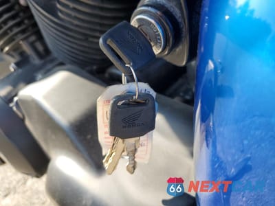 Zdjęcie 8 z 10 samochodu: 2022 HONDA VT750 C VIN:JH2RC5005NK700076 - miniatura
