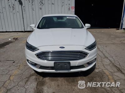 Piąte zdjęcie samochodu w środku: 2017 FORD FUSION SE HYBRID VIN:3FA6P0LU8HR409059 - miniatura