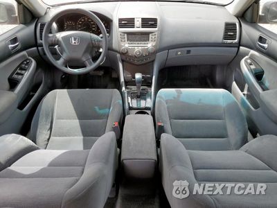 Zdjęcie 8 z 14 samochodu: 2007 HONDA ACCORD SE VIN:1HGCM56327A051053 - miniatura