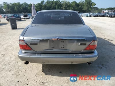 Zdjęcie 6 z 13 samochodu: 2003 JAGUAR XJ8 VIN:SAJDA14C33LF57646 - miniatura