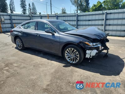 Czwarte zdjęcie samochodu z boku: 2024 LEXUS ES 350 BASE VIN:58AEZ1B19RU164901 - miniatura
