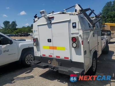 Trzecie zdjęcie samochodu z tyłu: 2013 CHEVROLET SILVERADO C3500 VIN:1GB3CZCG9DF151153 - miniatura