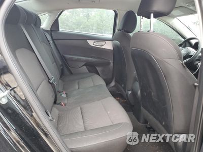 Zdjęcie 10 z 14 samochodu: 2024 KIA FORTE LX VIN:3KPF24AD6RE777266 - miniatura