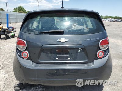 Zdjęcie 6 z 15 samochodu: 2014 CHEVROLET SONIC LT VIN:1G1JC6SG7E4114076 - miniatura
