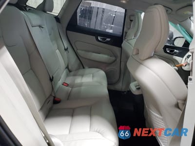 Zdjęcie 11 z 16 samochodu: 2025 VOLVO XC60 PLUS VIN:YV4M12RC3S1074224 - miniatura