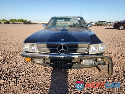 Piąte zdjęcie samochodu w środku: 1984 MERCEDES BENZ 280 SL VIN:WDB1070421A014784 - miniatura