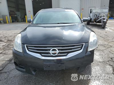 Piąte zdjęcie samochodu w środku: 2011 NISSAN ALTIMA BASE VIN:1N4AL2AP2BC124118 - miniatura