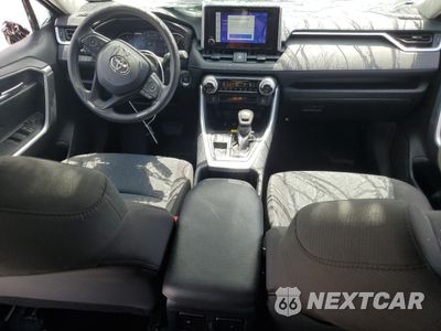 Zdjęcie 8 z 15 samochodu: 2024 TOYOTA RAV4 XLE VIN:2T3W1RFV2RW362435 - miniatura