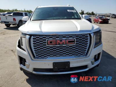 Piąte zdjęcie samochodu w środku: 2024 GMC YUKON XL DENALI VIN:1GKS2JKLXRR301078 - miniatura