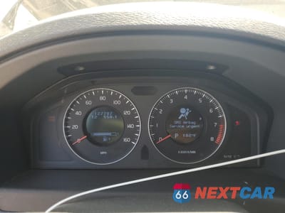 Zdjęcie 9 z 15 samochodu: 2010 VOLVO V70 3.2 VIN:YV1960BW9A1146359 - miniatura