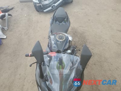 Piąte zdjęcie samochodu w środku: 2019 KAWASAKI EX400 VIN:JKAEXKH13KDA43797 - miniatura