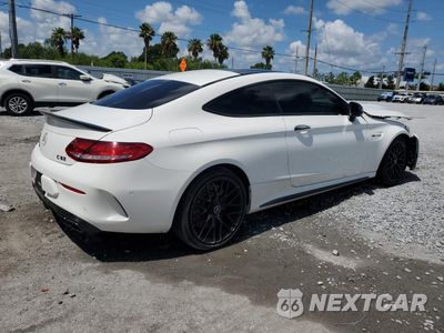 Trzecie zdjęcie samochodu z tyłu: 2018 MERCEDES-BENZ C 63 AMG VIN:WDDWJ8GB8JF671076 - miniatura