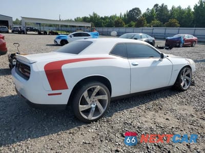 Trzecie zdjęcie samochodu z tyłu: 2020 DODGE CHALLENGER R/T VIN:2C3CDZBT0LH121385 - miniatura